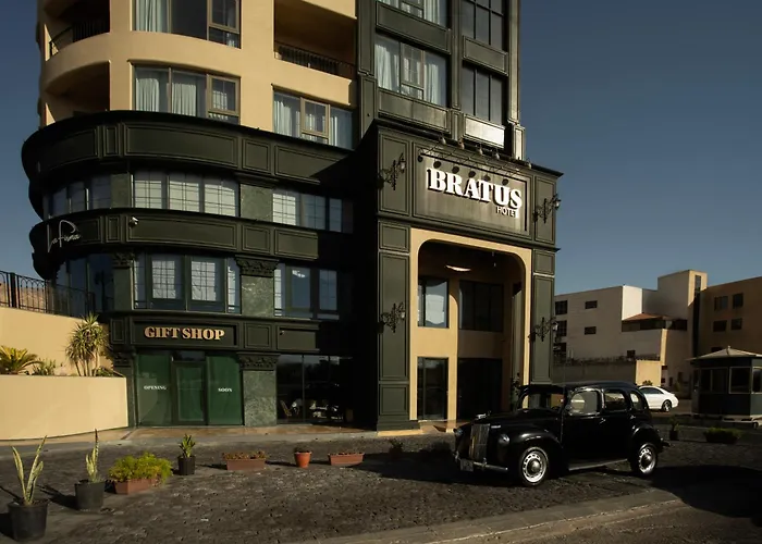 Bratus Hotel