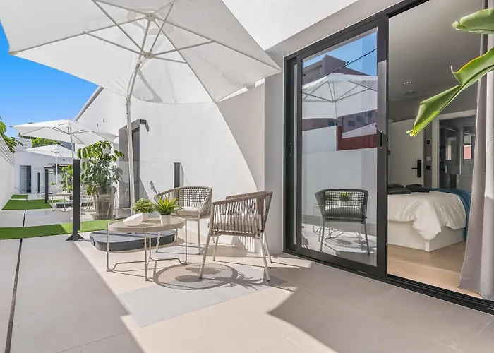 La Vega De Ciudad Jardin Suites