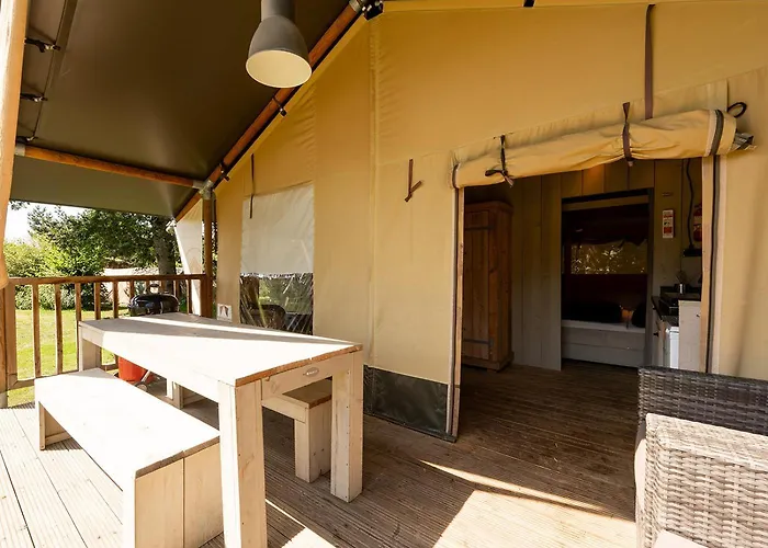 Glamping At Elba