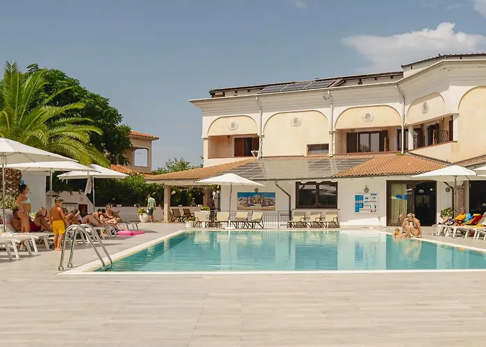 Zeta Club San Teodoro Le Rose