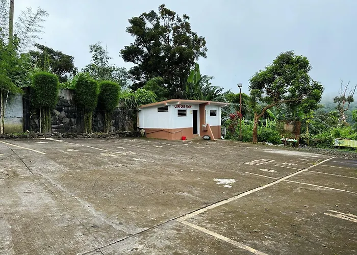 Smdp Resort Hotel Camsur