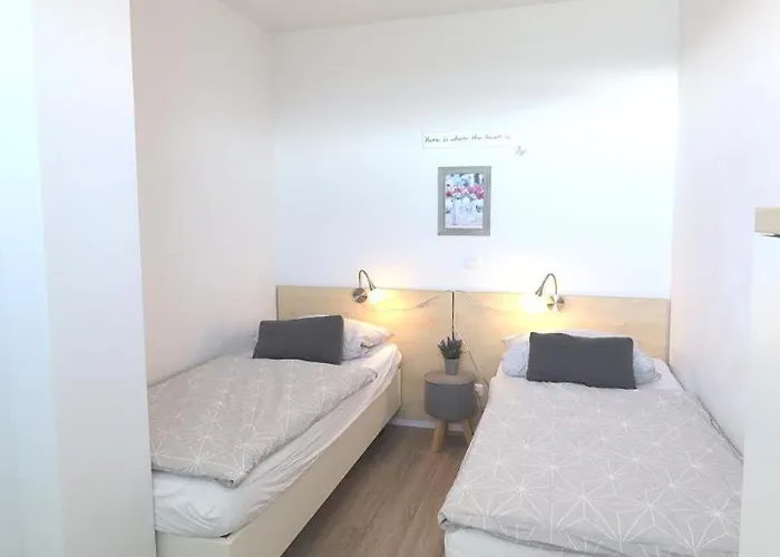 55 Ferienwohnung Strandnest 2 Strandburg App.0.2 links