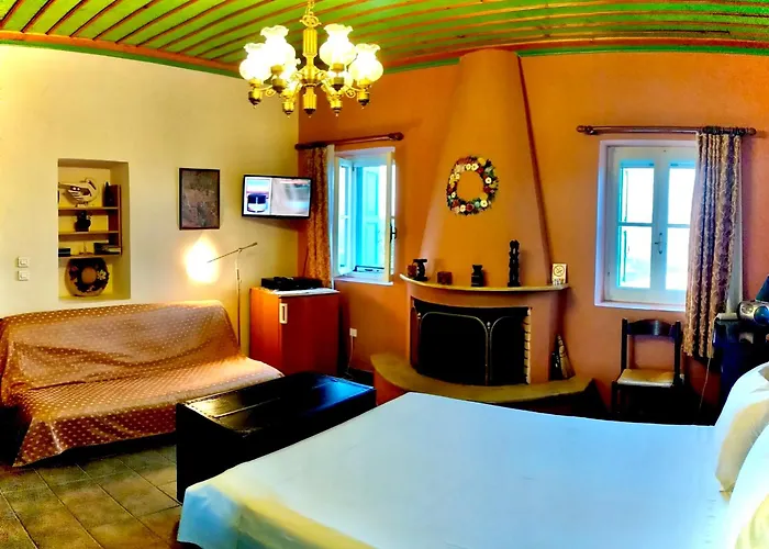 Gerofotis Traditional Guesthouse Est 1892 - Close To Aigio, Akoli, Selianitika