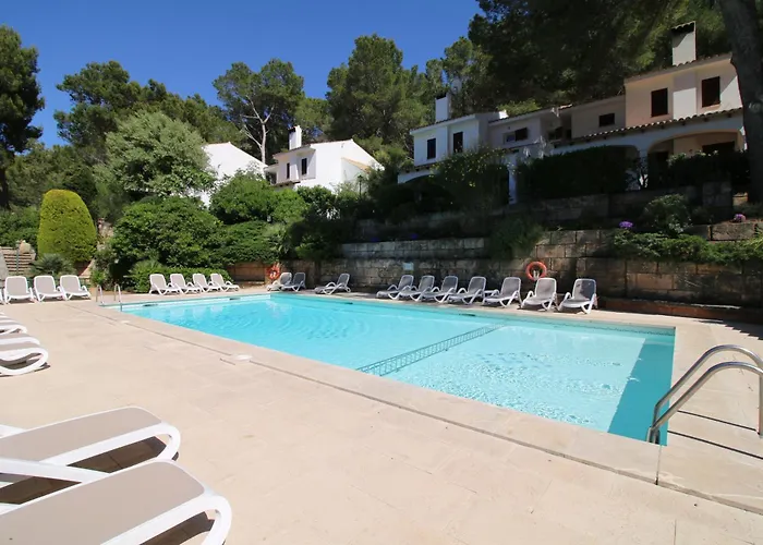 Can Botana 4-Gorgeous Beach Accommodation