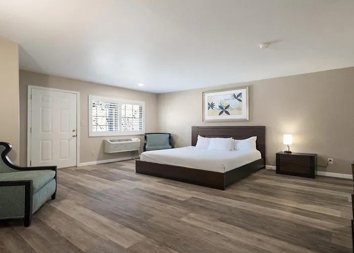 Country Inn Sonora