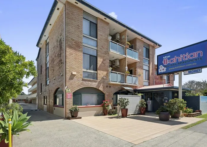 Ocean Parade 4 - Affordable, Pool, Spa, Cafes, Sleeps 4