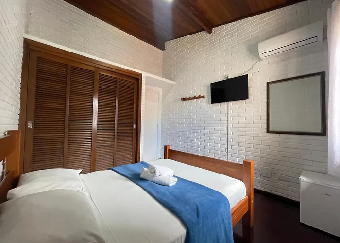 Mare Blu - Pousada Hostel