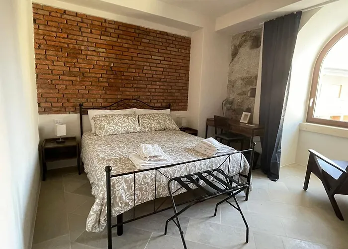 Castello D'Alcontres Guest House 3 stelle