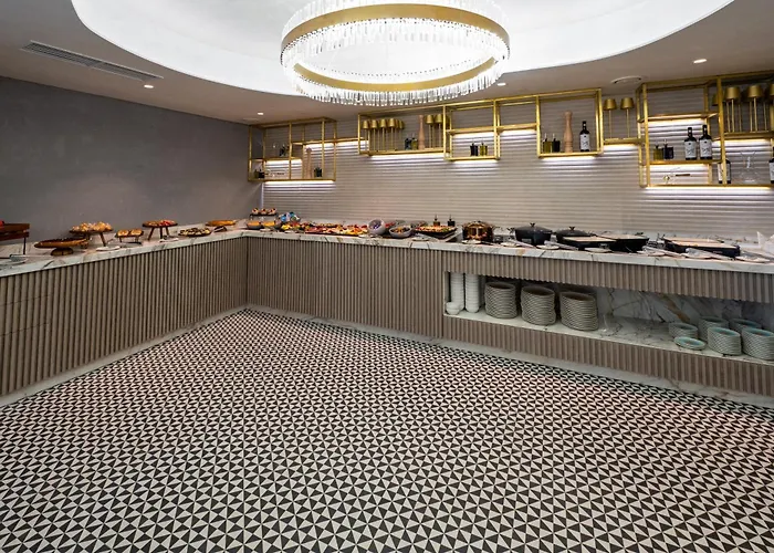 Crowne Plaza Constanta - Mamaia Beach By Ihg