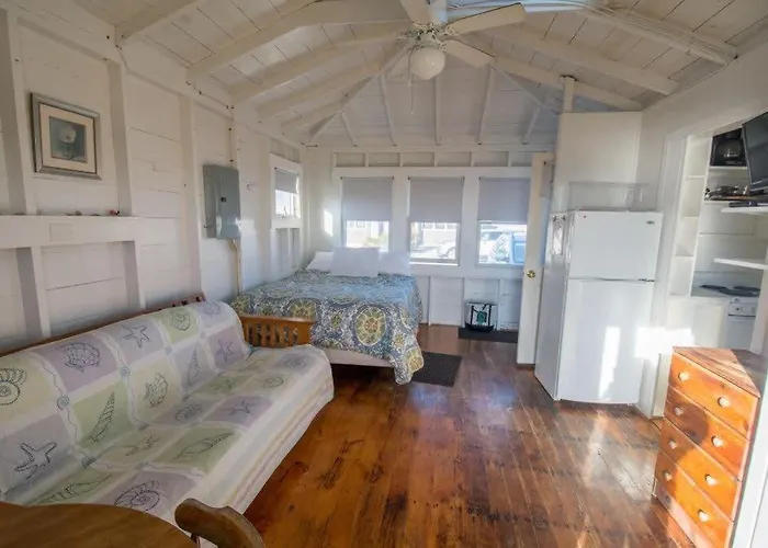 Cozy Beach Bungalow