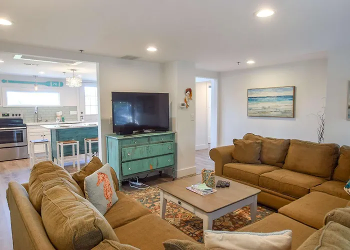 Full Renovation Amazing Spot With Views