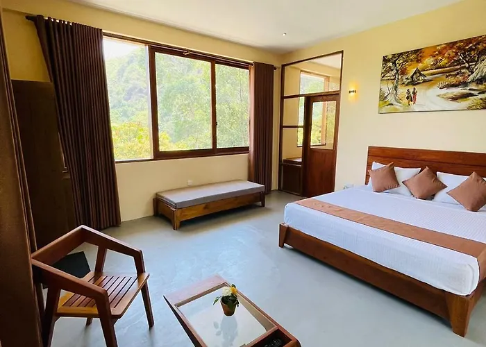 Rock N Fall Nature Resort