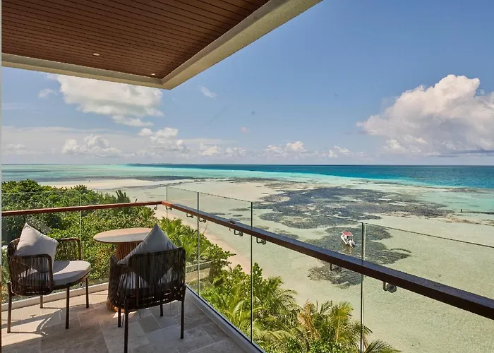 Stone Hotels Dhiffushi