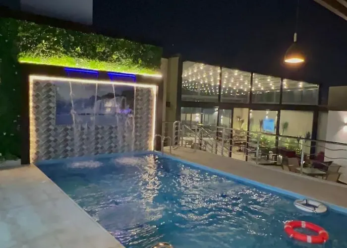 Primotel Elite As Salamah - Serviced Apartments