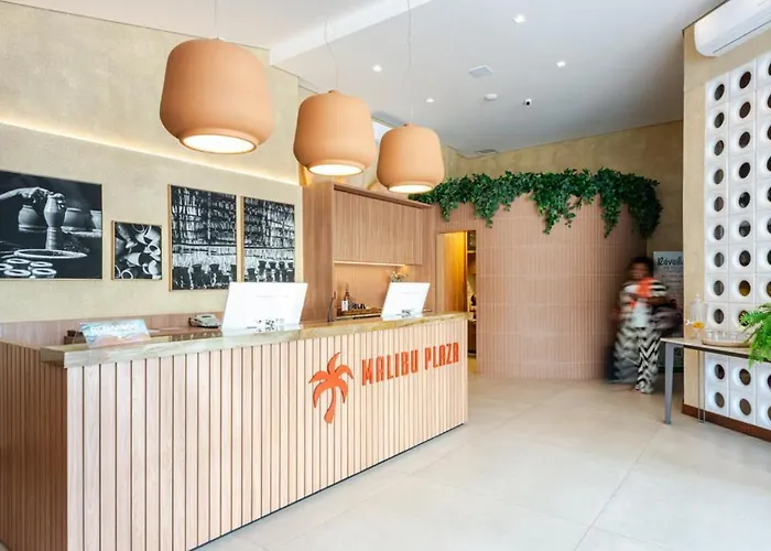 Malibu Plaza Hotel
