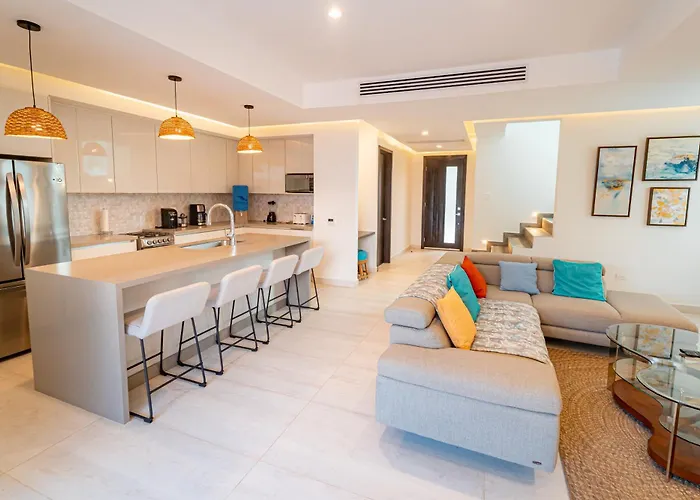 Ocean One Roatan