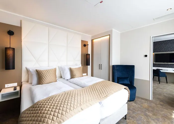 Best Western Premier Royal Blue - Adult Only