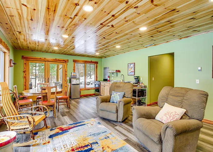 Pokegama Lake Vacation Rental W/ Shared Boat Dock!