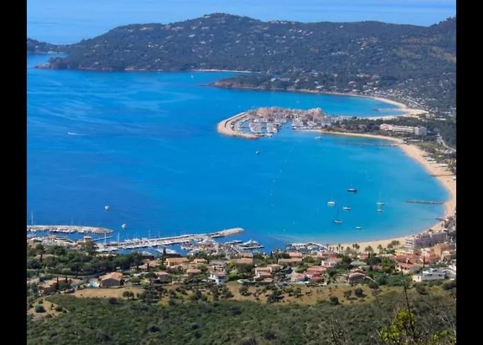 Appartement pieds dans l’eau Vue Mer Bormes Les Mimosas