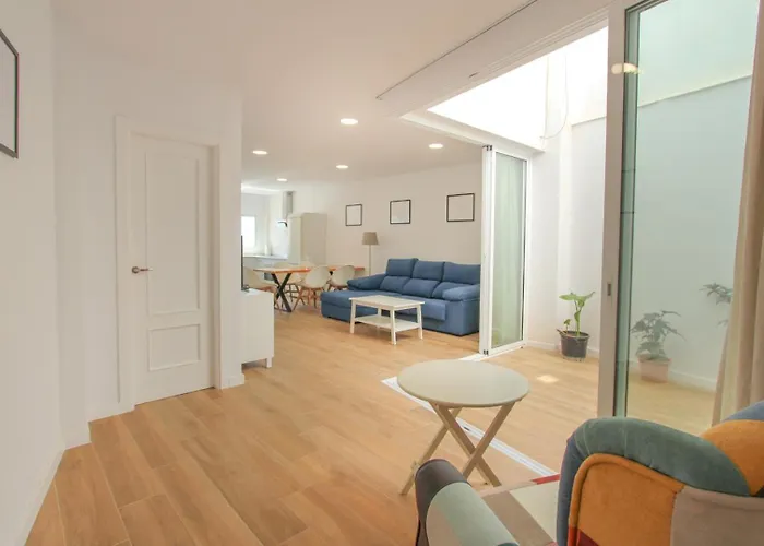 Apartamentos Casa Yoli Maro