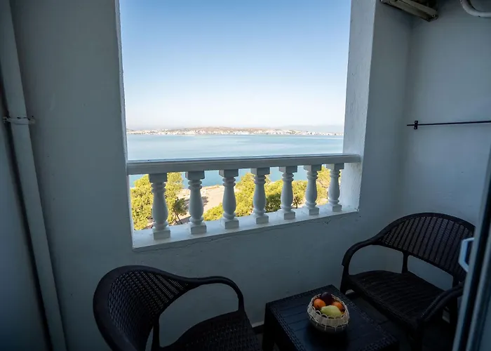 Camlik 87 Hotel Ayvalik