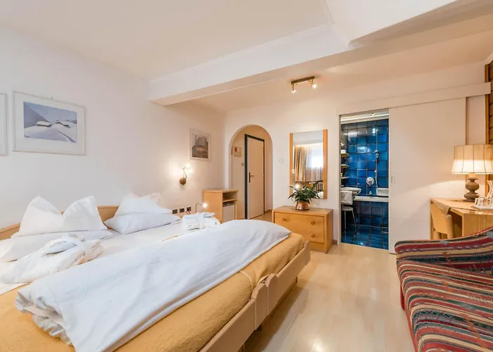 Hotel Cavallino Bianco - Weisses Roessl