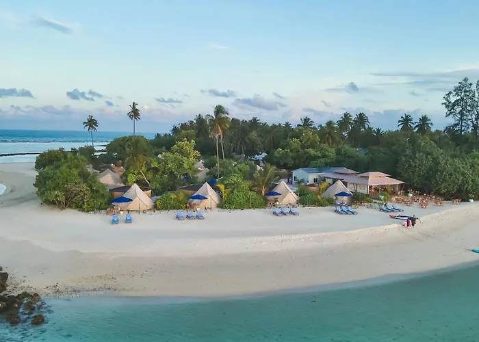Maverick Surf & Dive Boutique Resort - Complimentary Airport Transport For Full Board Stays Of 6 Nights Or More