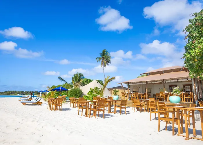 Maverick Surf & Dive Boutique Resort - Complimentary Airport Transport For Full Board Stays Of 6 Nights Or More