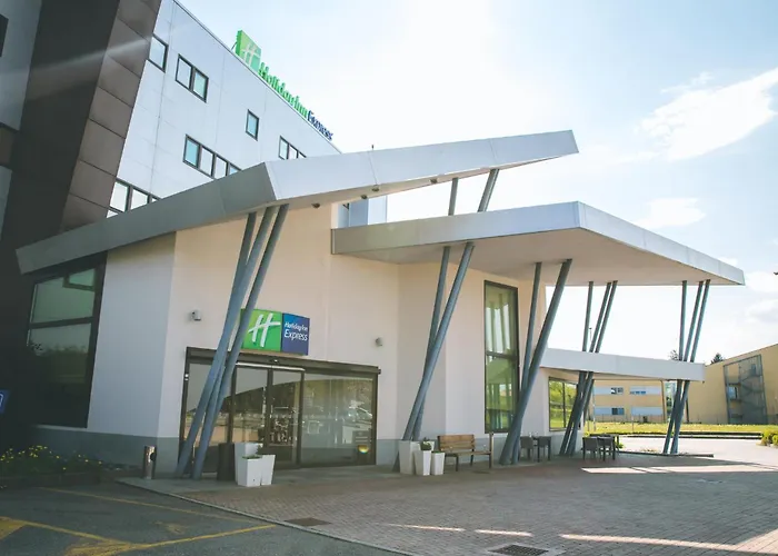 Holiday Inn Express Milan-Malpensa Airport By Ihg