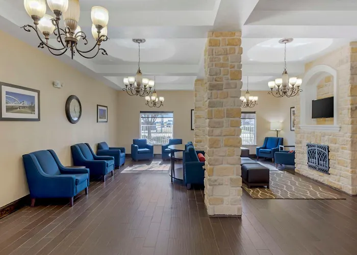 Comfort Suites Benbrook - Fort Worth Southwest