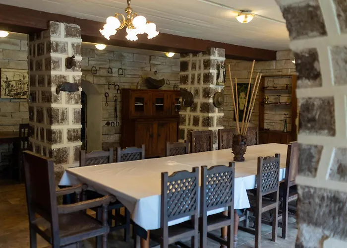 Niebli Historical Farm And Lodge At Pululahua Volcano