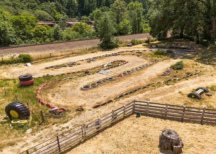 Mendocino Redwoods Rv Resort