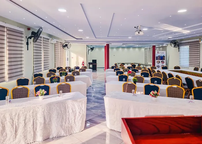 Rhogem Hotel