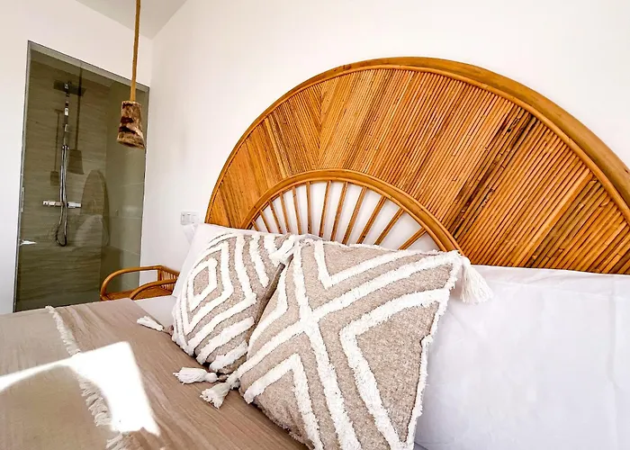 Chakra House Fuerteventura - Private Rooms In A Shared Boutique Guesthouse