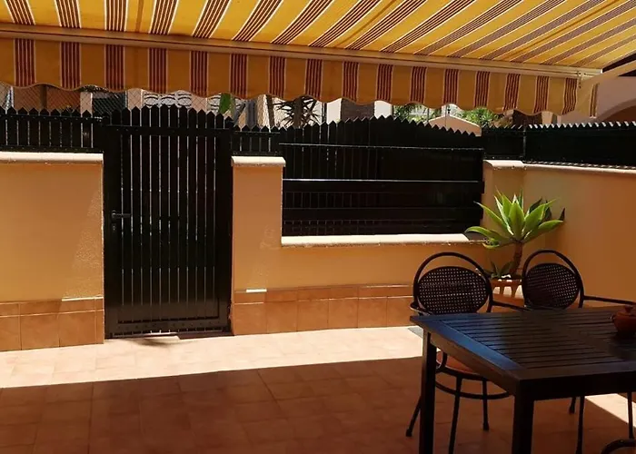 Adosado familiar con piscina