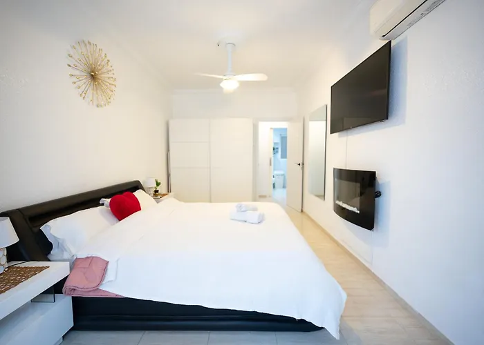 Alma Brizo Suites