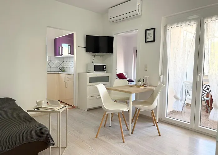 Apartments Antic