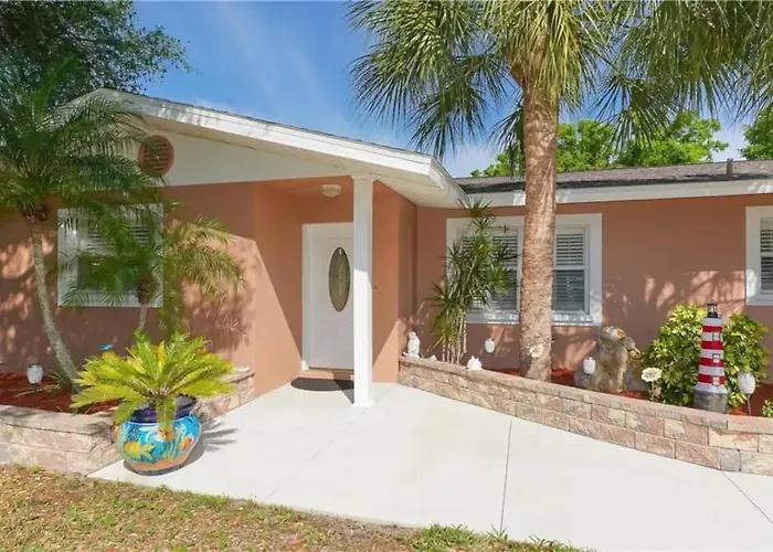 Venice Villa With Heated Pool, Lanai, Near Beach