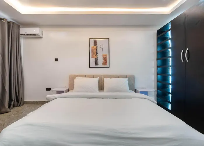 Luxury 3 Bedroom Apartment Victoria Island Lagos With Swimming Pool Play Station 5 Netflix