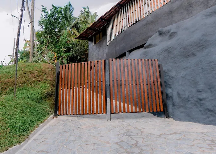 Hilltop Villas Mirissa