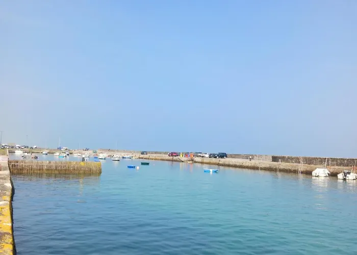 Evasion maritime plage et port