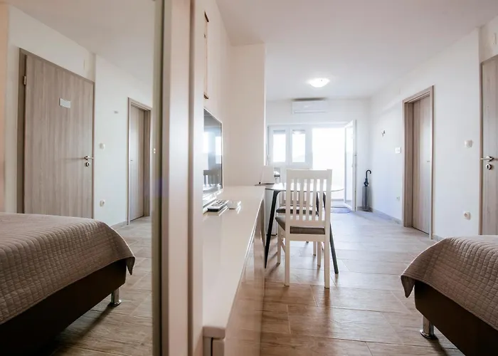 Apartmani Ema