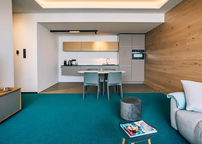 LAKESIDE Apartements