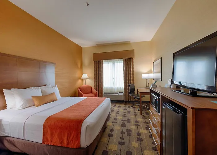 Best Western Plus Delta Inn & Suites