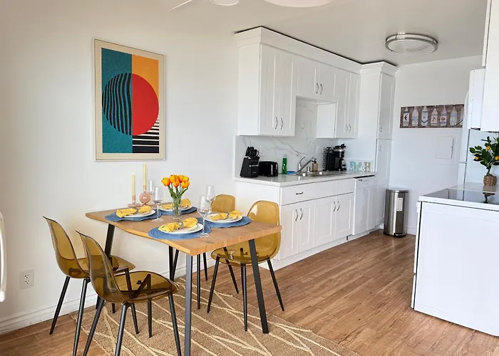 Oceanfront 1 Bed 1 Bath, Parking, Amazing View 132