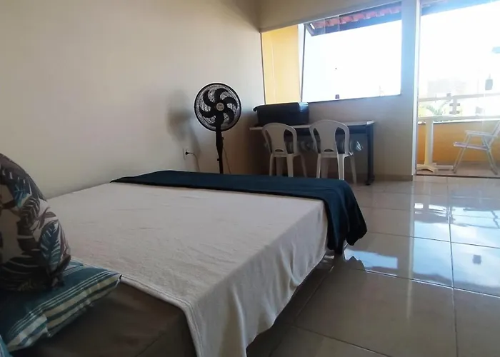 Casa Amarela na Praia de Guaibim-Taquari