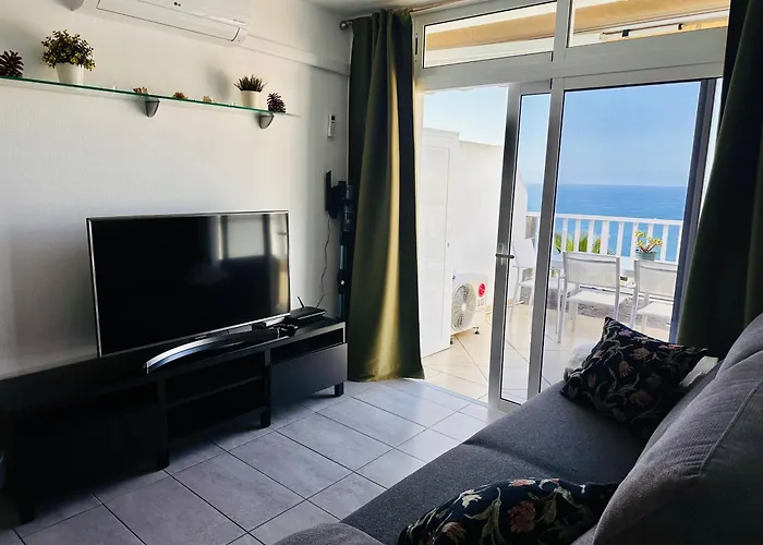 BALCON de AMADORES con vista al océano
