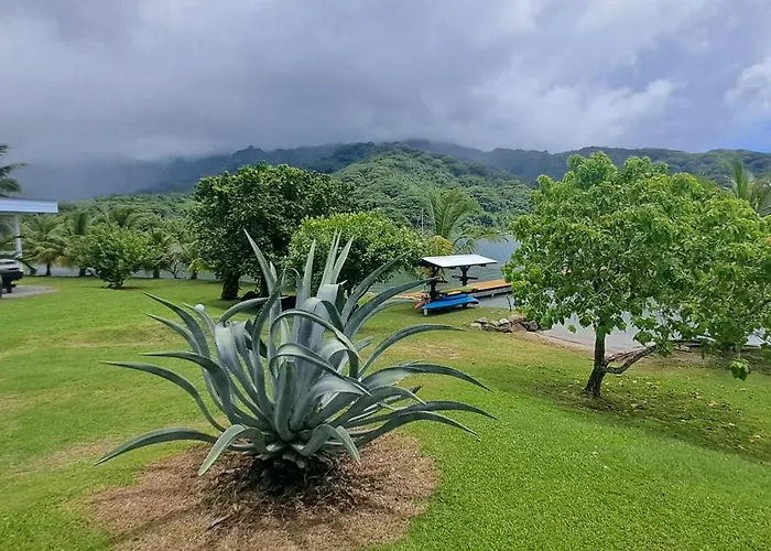 Marina Village Raiatea