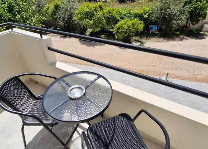 Iskas Apartments
