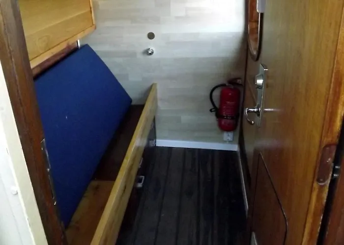 Ship Windoe
